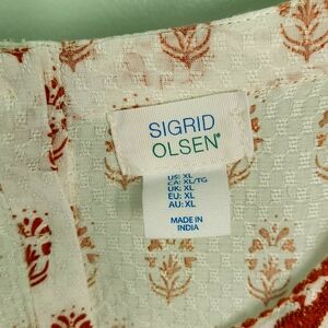 LIKE NEW Sigrid Olsen XL summer top. Cinnamon/white  gauzy like drop waist.